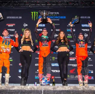 A KTM-ek leseperték a dobogót Indianapolis-ban (SX)