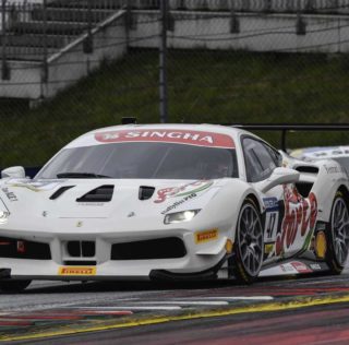 A Ferrari Budapest visszatért a versenysorozatba és győzelmet aratott